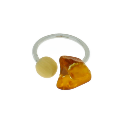Horn &amp; Amber Ring 1
