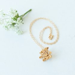 Flora Vild gulerod vedhng forgyldt