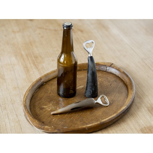 Horn bottle opener Standing
