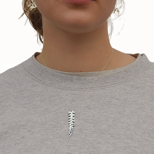 Flora Farn Anhnger versilbert