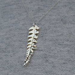 Flora Farn Anhnger versilbert