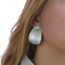 Flora rose �restikker fors�lvet