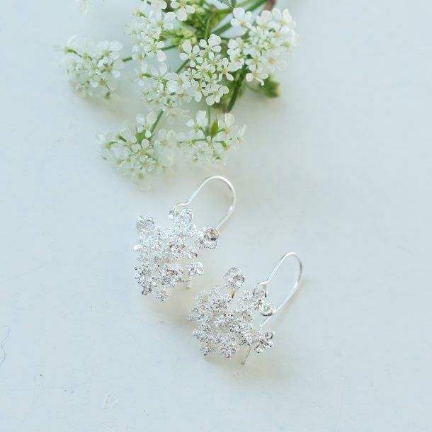 Flora Wilde Mhre Ohrhnger Versilbert