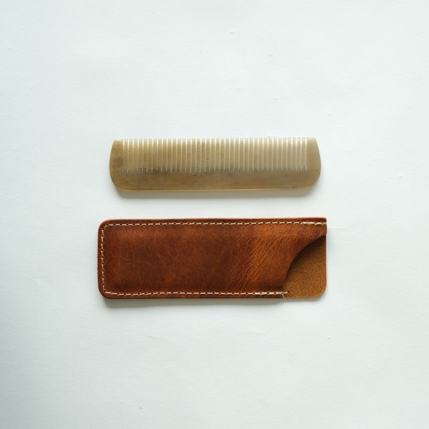 Horn Kamm Normal Klein Inkl. Lederetui